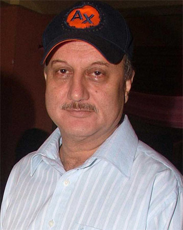 Anupam Kher be A large supporter Of Amitabh